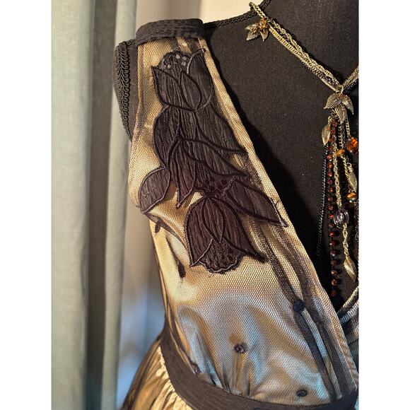 RYU NYE Holiday Gold & Black Tulle Embroidered Polka Dot Appliqué Flower Trim - Picture 4 of 10